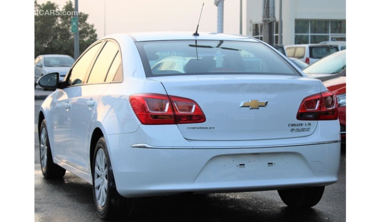 Chevrolet Cruze Chevrolet Cruze 2017, GCC, in excellent condition, without accidents, very clean from inside and out