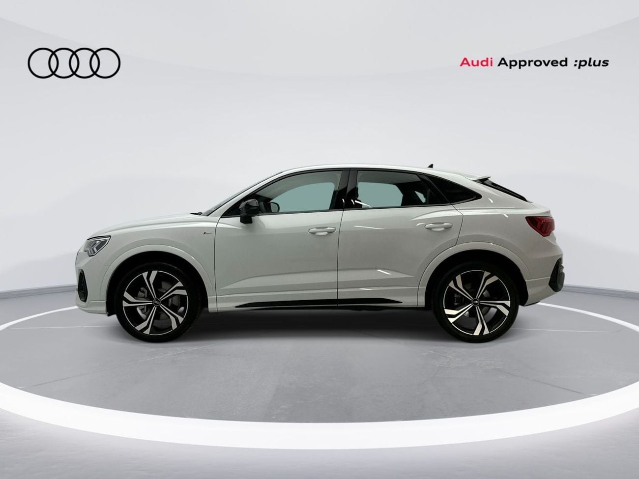 Audi Q3 Sportback 40 TFSI S Line 2.0L 4WD Q3 Sportback 40 TFSI quat 180hp S line (Ref# 1204805)