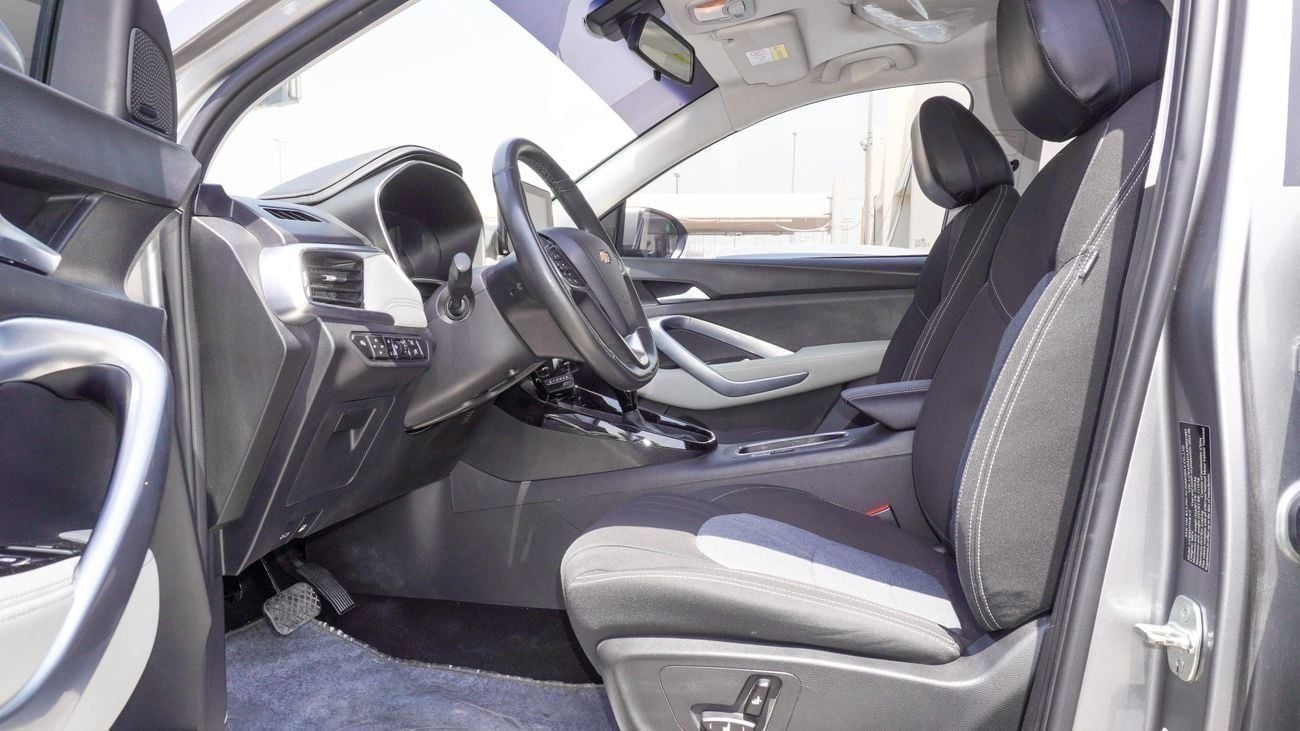 Chevrolet Captiva LS 1.5L (149 HP) (5 Seater)