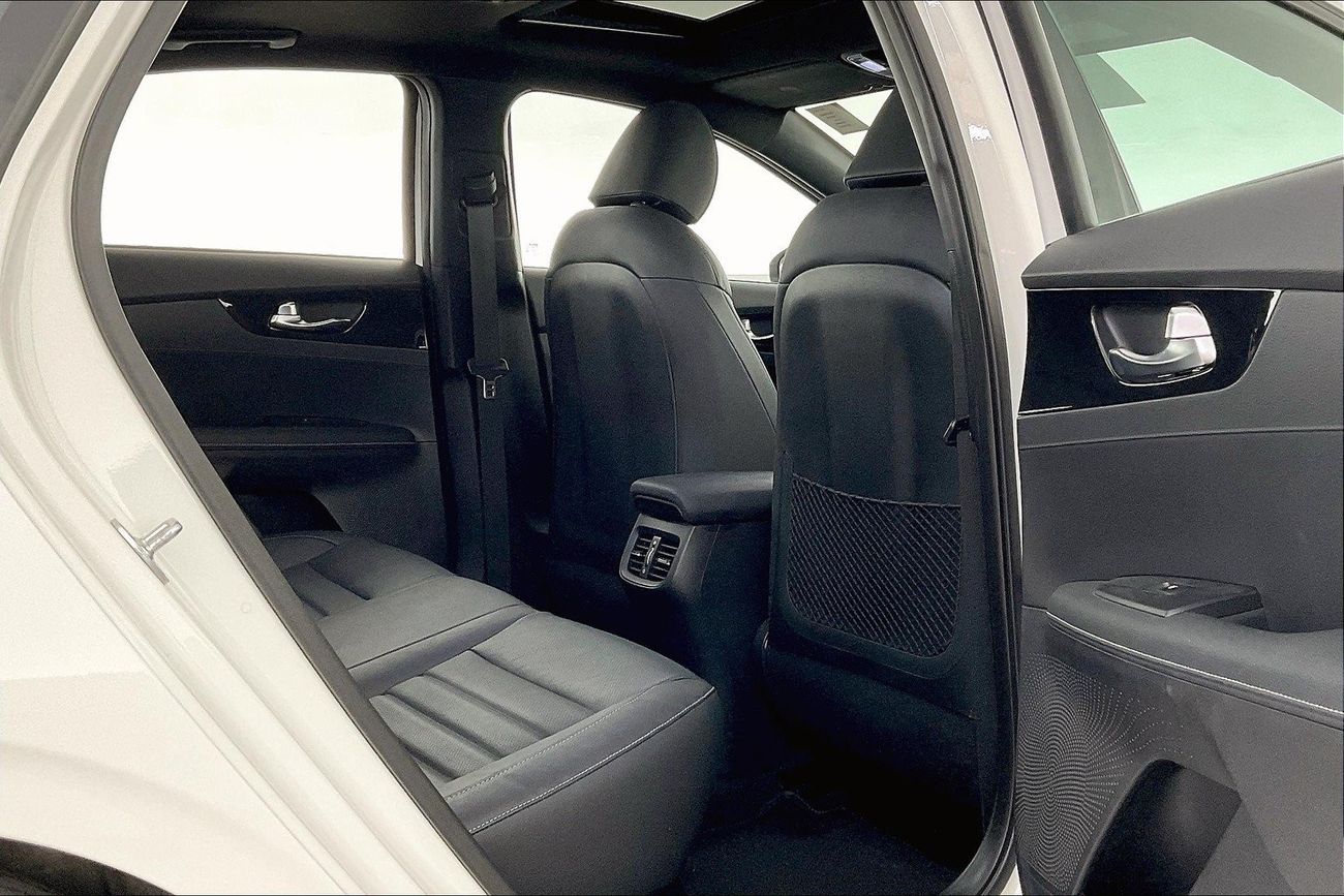 لكزس NX200t F Sport Platinum | شامل الضمان | 0 ﺪﻔﻋﺓ ﺃﻮﻟﻯ