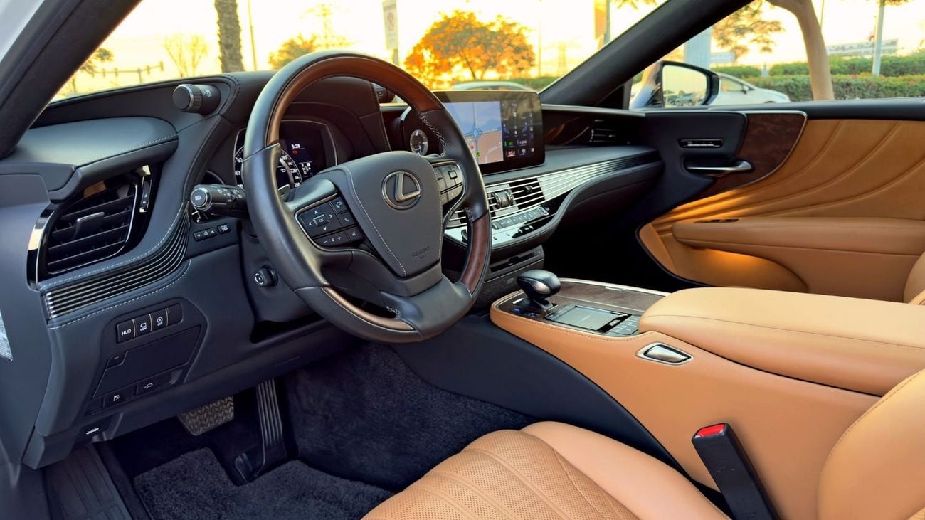 لكزس LS 500 Platinum 3.5L RWD
