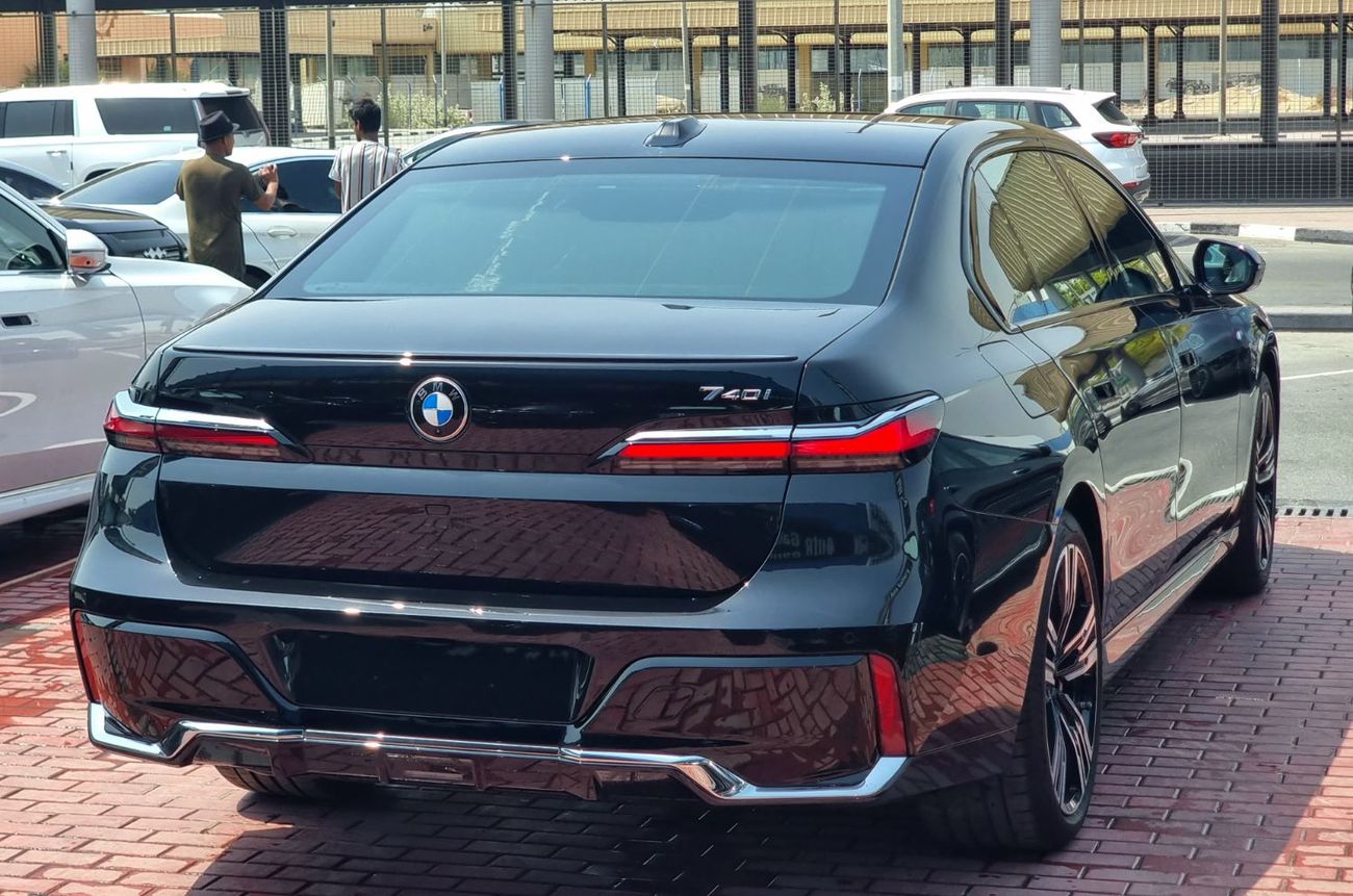 BMW 740i M Sport Warranty & Service 2026 GCC