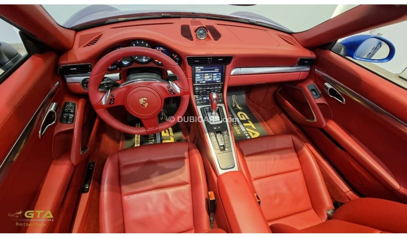 Porsche 911 2015 Porsche 911 TARGA 4, Full Service History, GCC