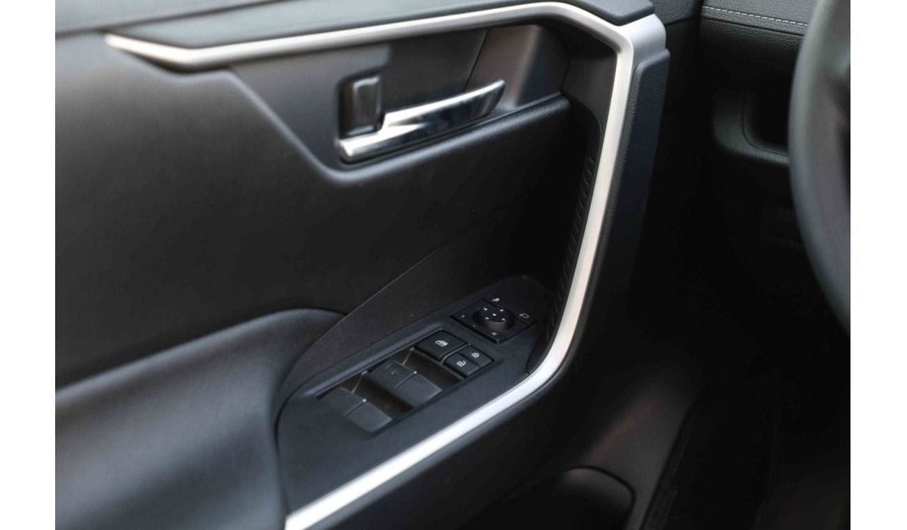 تويوتا راف ٤ 2024 تويوتا راف فور 2.5 هايبرد MID - أبيض بلاتيني لؤلؤي من الداخل أسود | للتصدير فقط