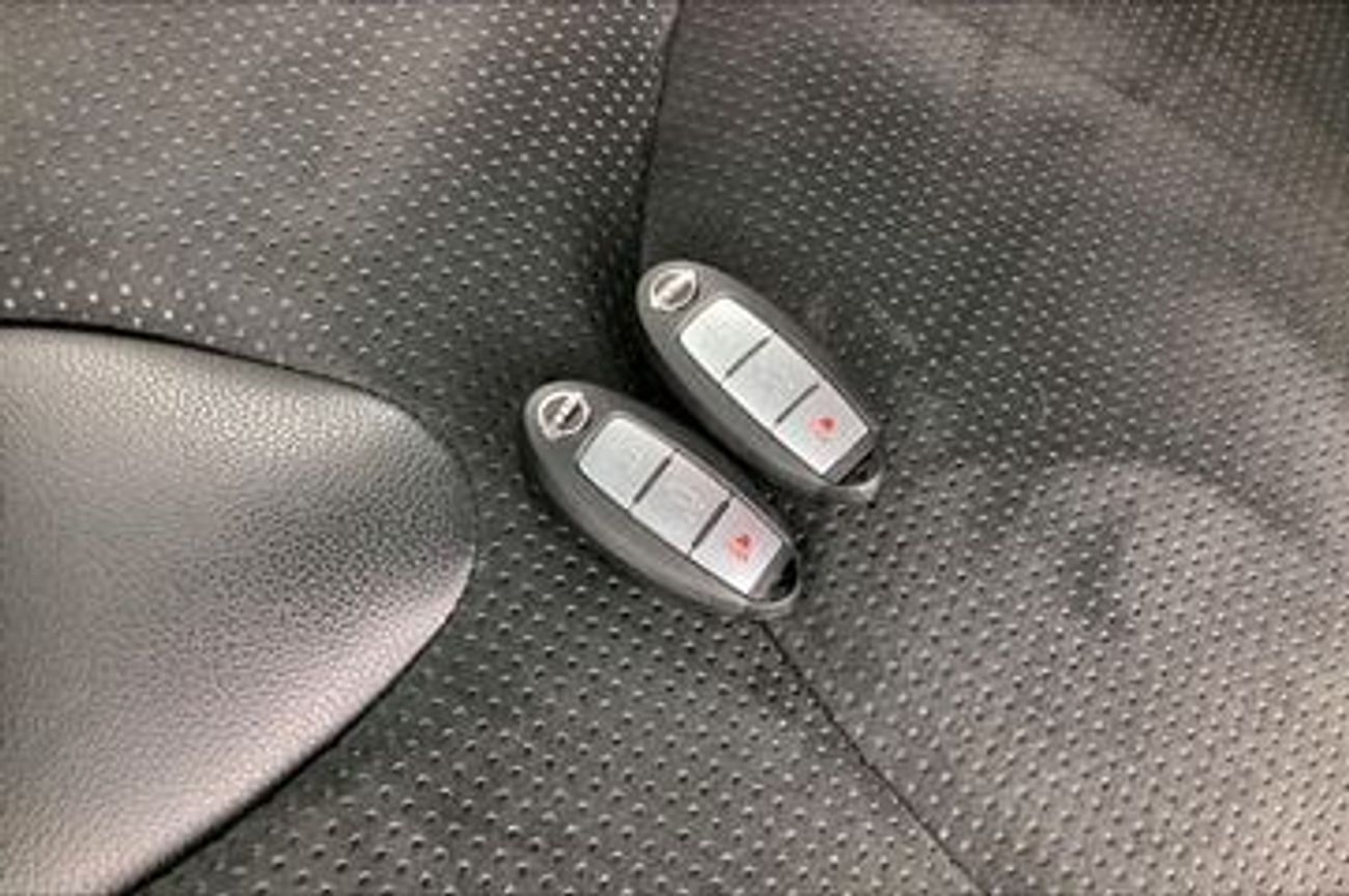 Nissan 400 Z Z Coupe A/T | Guaranteed Warranty | 0 Down Payment