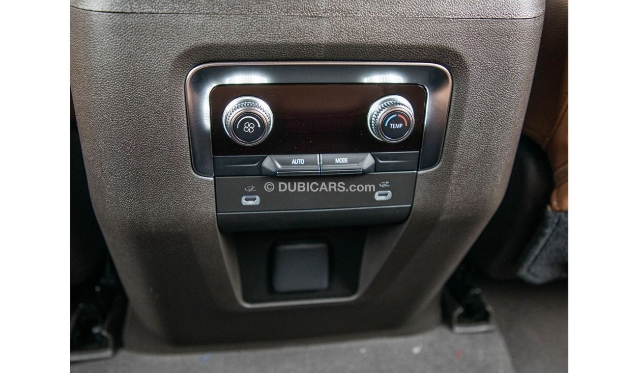 GMC Yukon SLE /GCC/3Years Warranty. Local Registration +5%