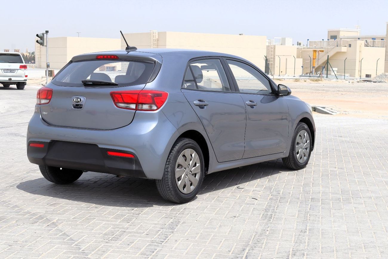 Kia Rio EX 1.4L (100 HP) Hatchback