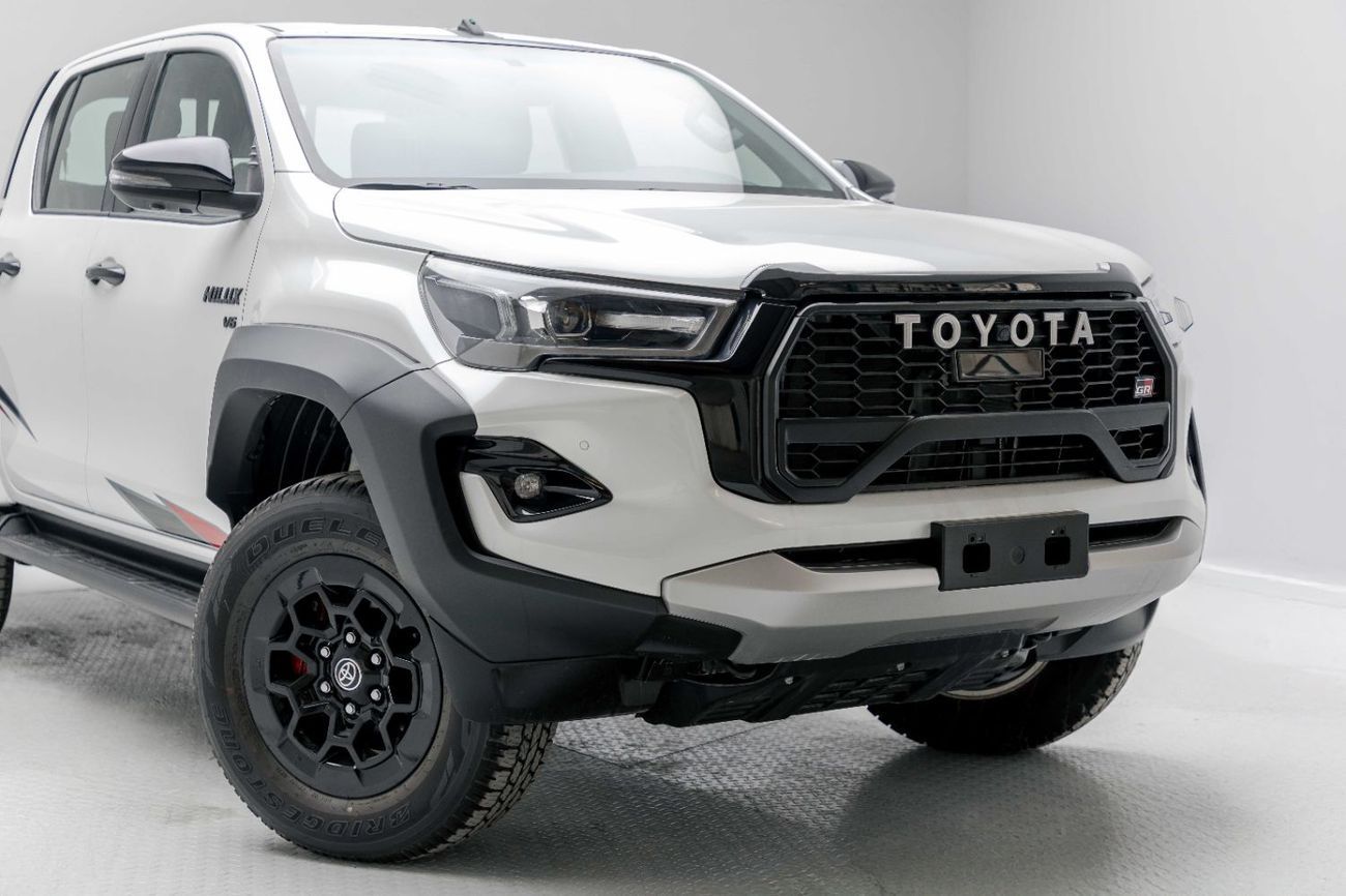 تويوتا هيلوكس 4.0L - Platinum White Pearl - GR-S White | Export Only