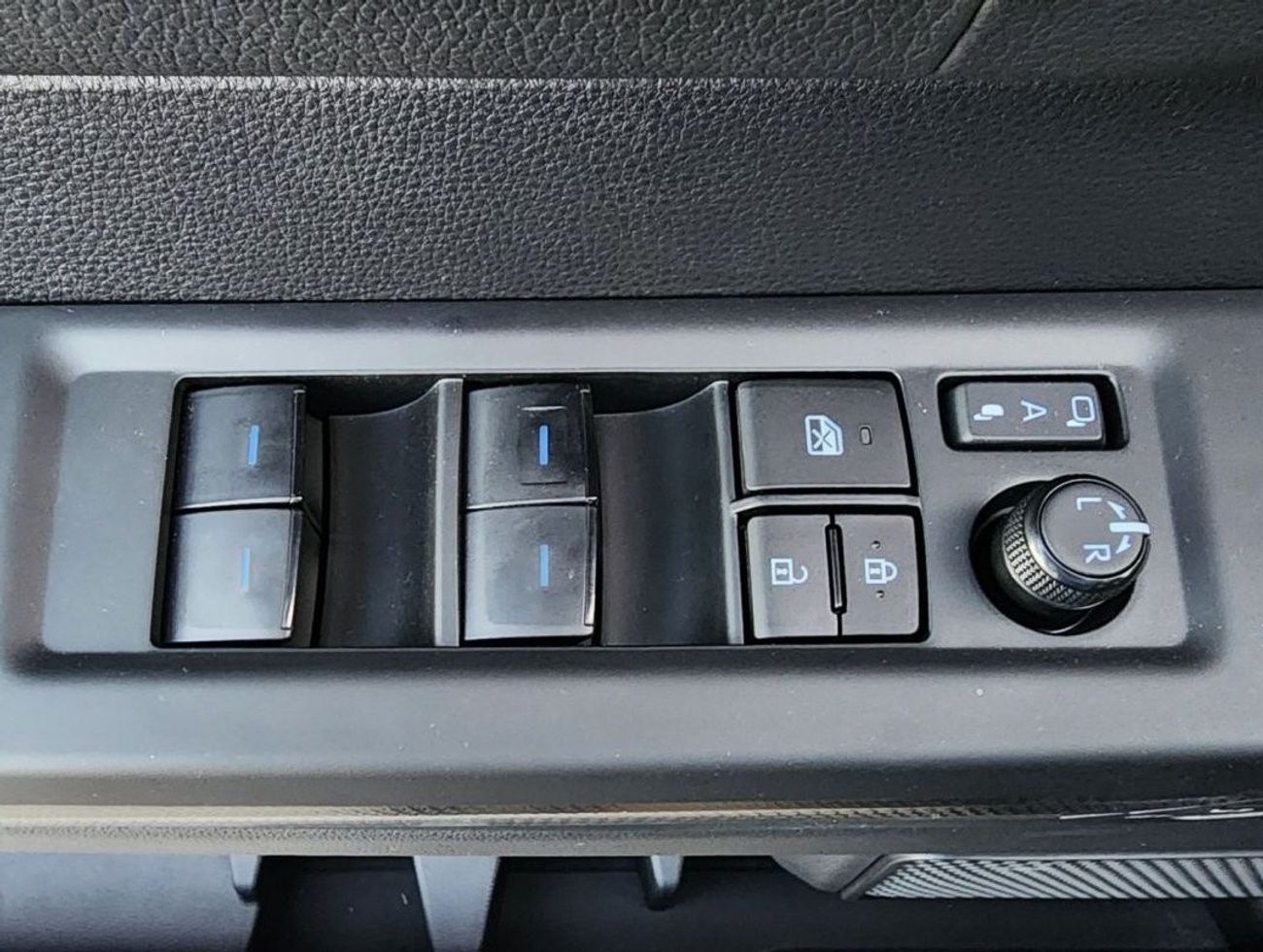 Toyota Sequoia 2023 TOYOTA SEQUOIA 3.5-liter twin-turbo V6 Full Option Automatic Zero KM