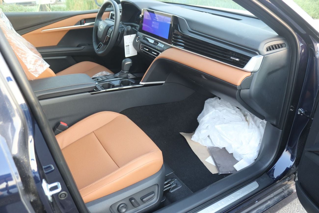 تويوتا كامري 2.5 HYBRID LUMIERE , LEATHER SEAT, PANORAMIC ROOF, JBL, MODEL 2026