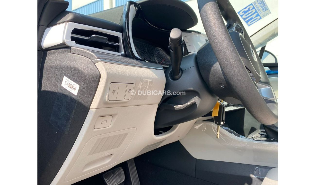 Kia K5 KIA K5 2.0L Sedan FWD Model 2021 Grey Color