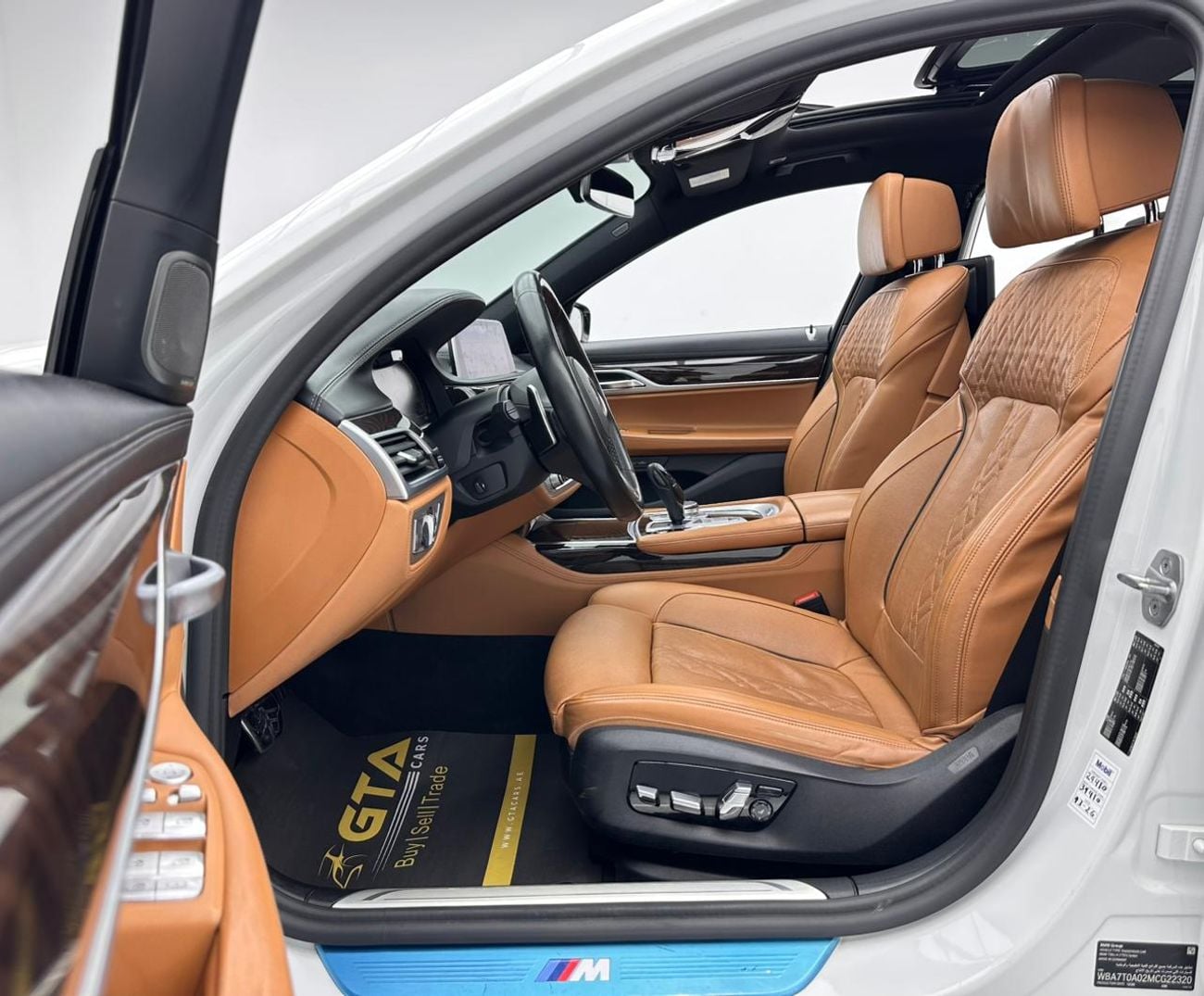 بي أم دبليو 730Li 2021 BMW 730Li M-Sport M-Kit, 1 Year Warranty Unlimited Km, Full Service History, GCC