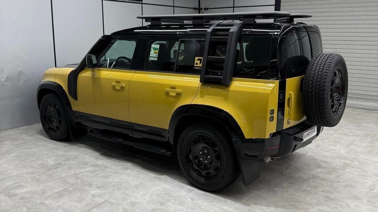 Land Rover Defender Trophy Edition V6 | GCC Specs | 5-Year Warranty & Service Contract