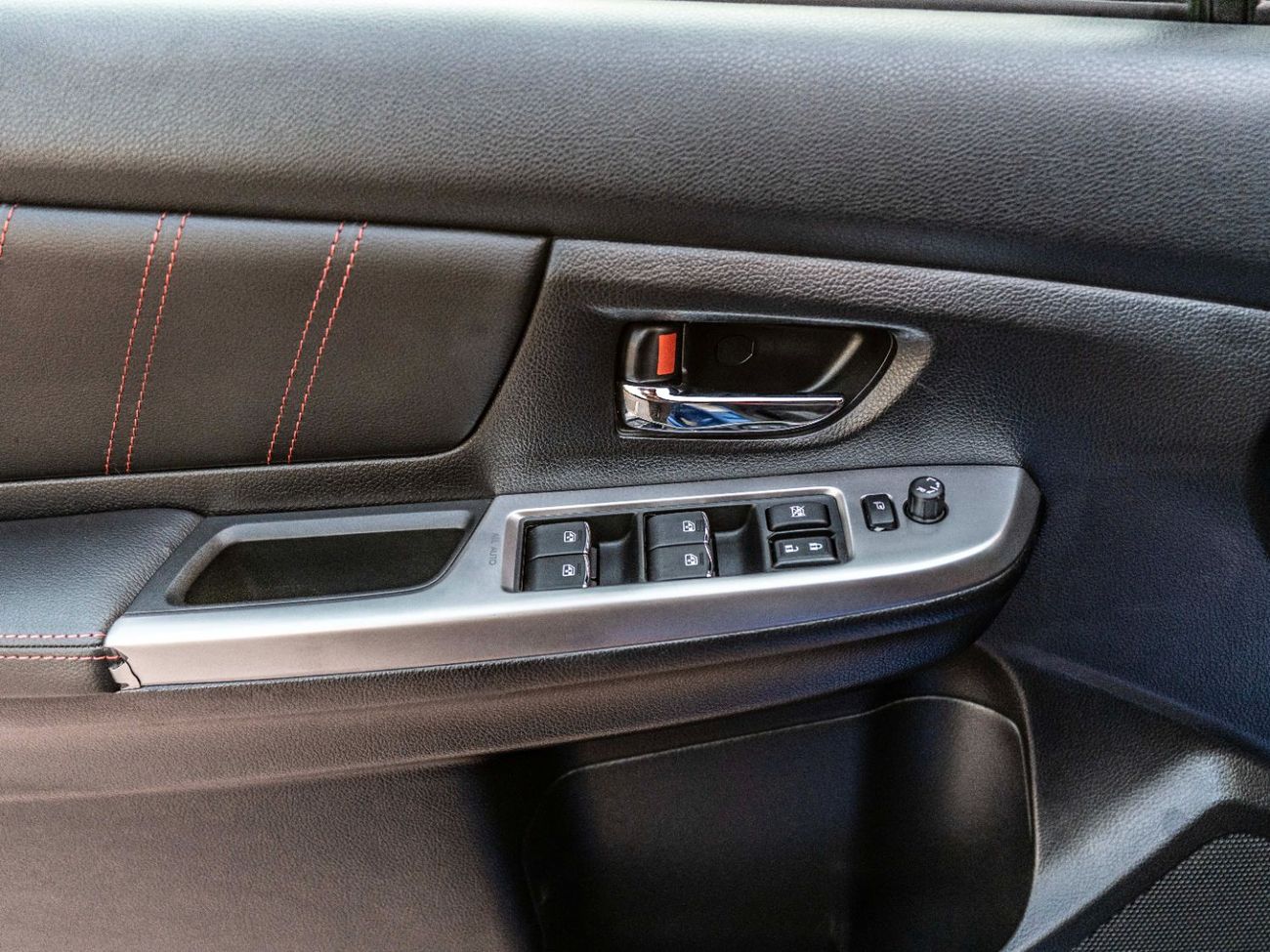 سوبارو امبريزا WRX