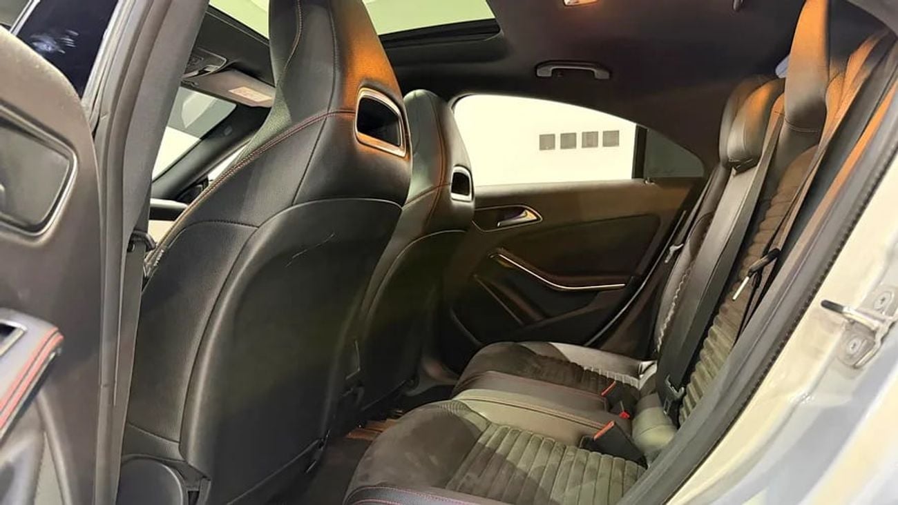 مرسيدس بنز CLA 250 4MATIC