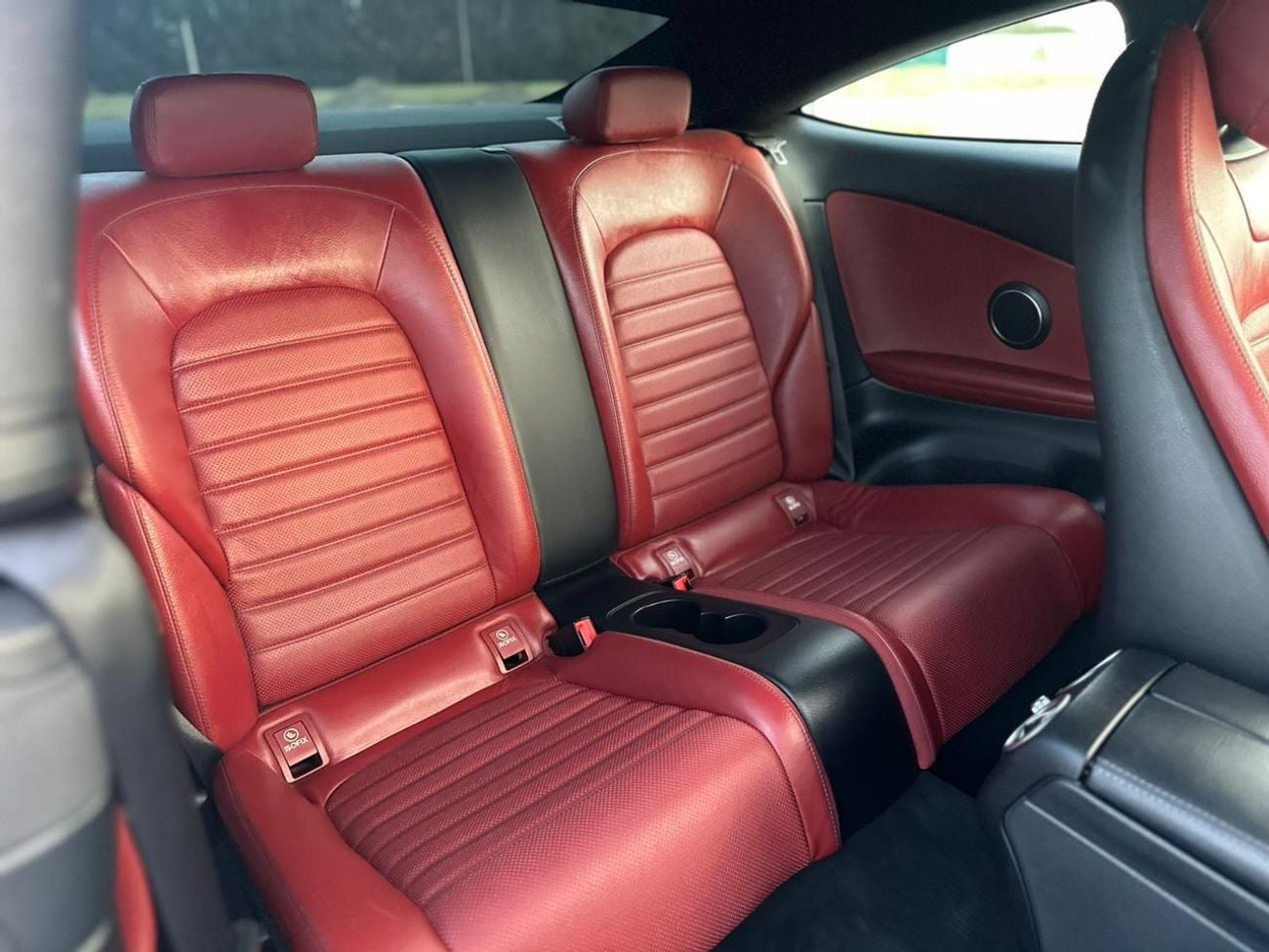 مرسيدس بنز C 200