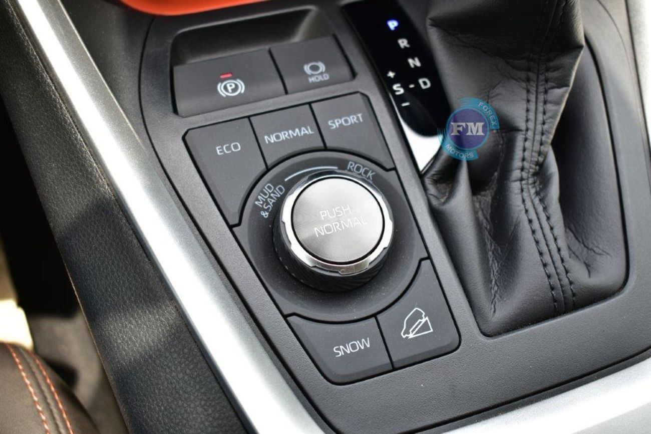 تويوتا راف ٤ Adventure