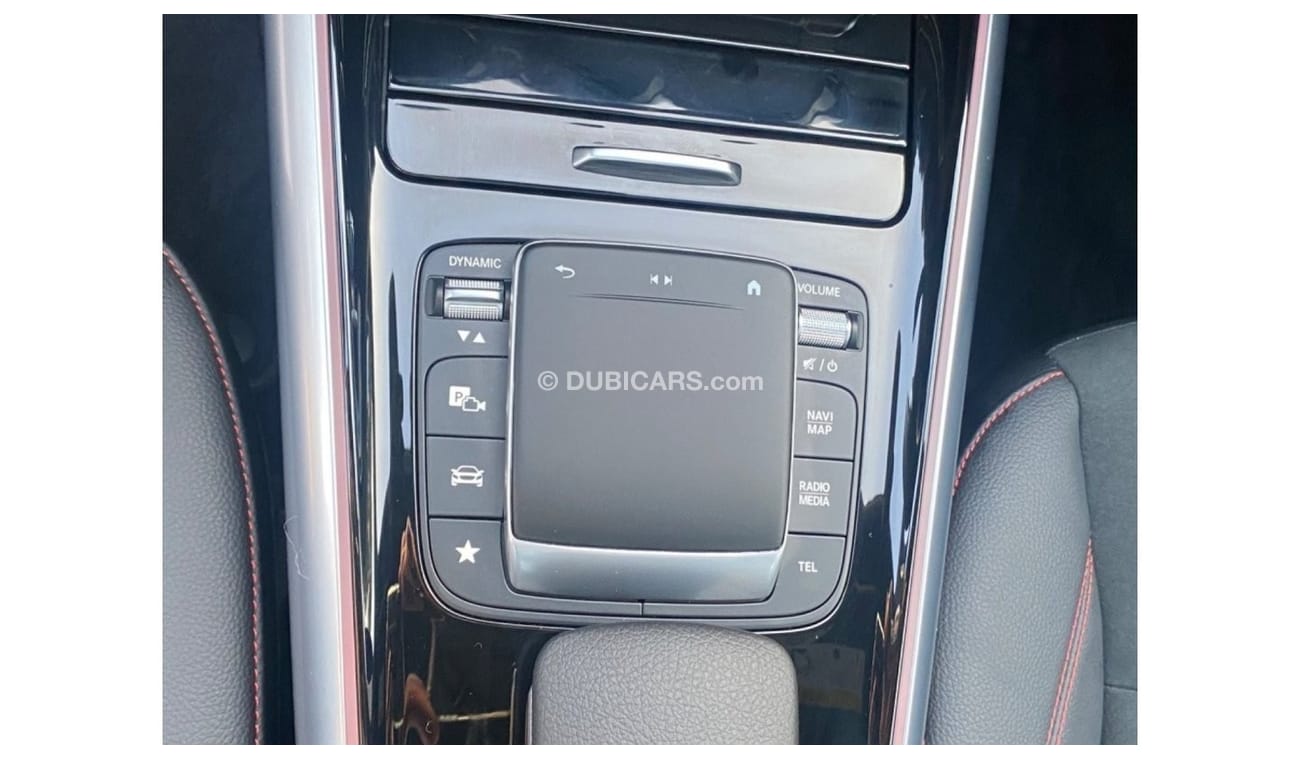 Mercedes-Benz GLA 200 Premium