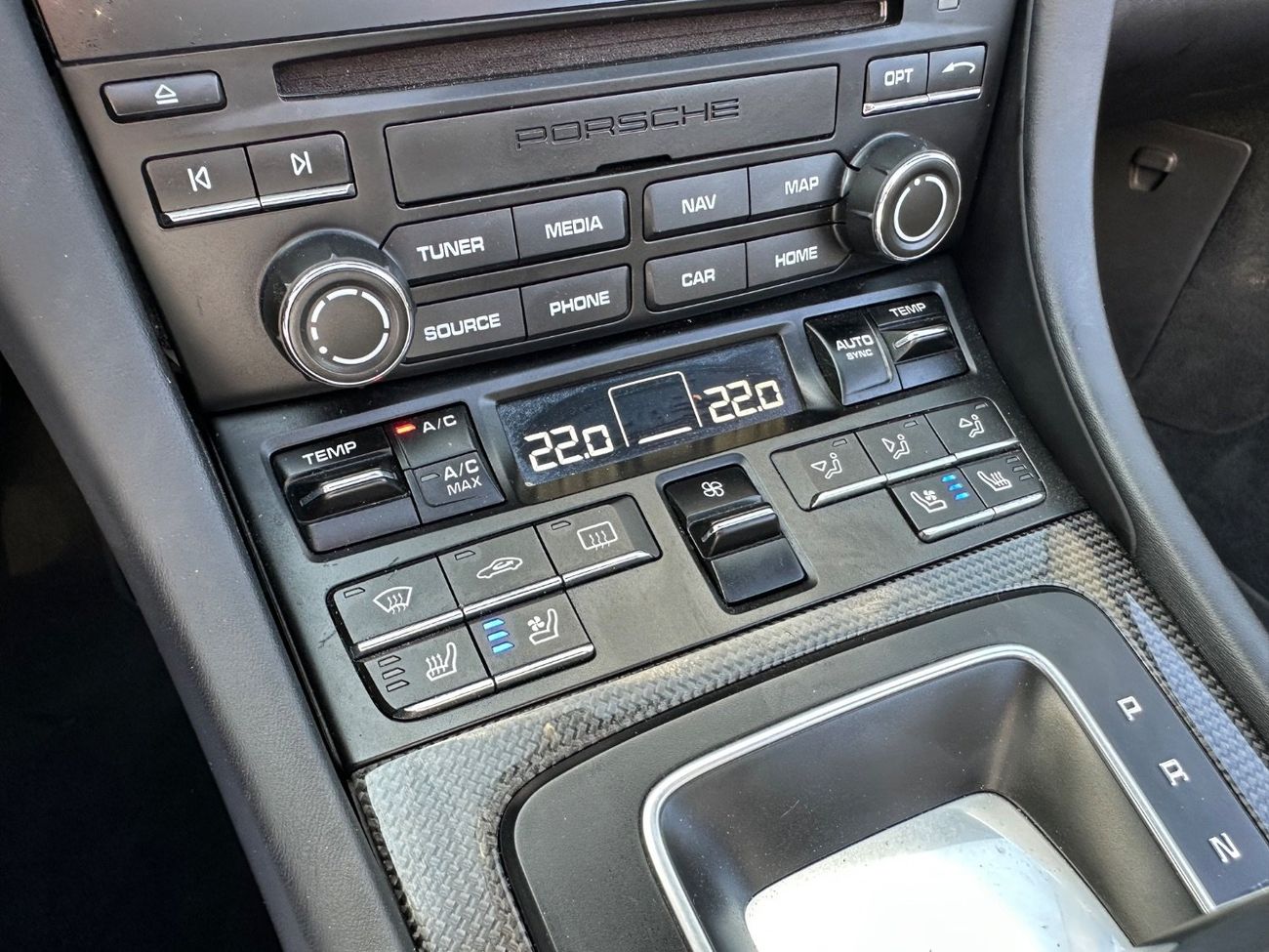 Porsche 911 Turbo S 3.8L (560 HP) Convertible Turbo S 3.8L (580 HP) Convertible | 2018 | Europe Specs | Full Opt