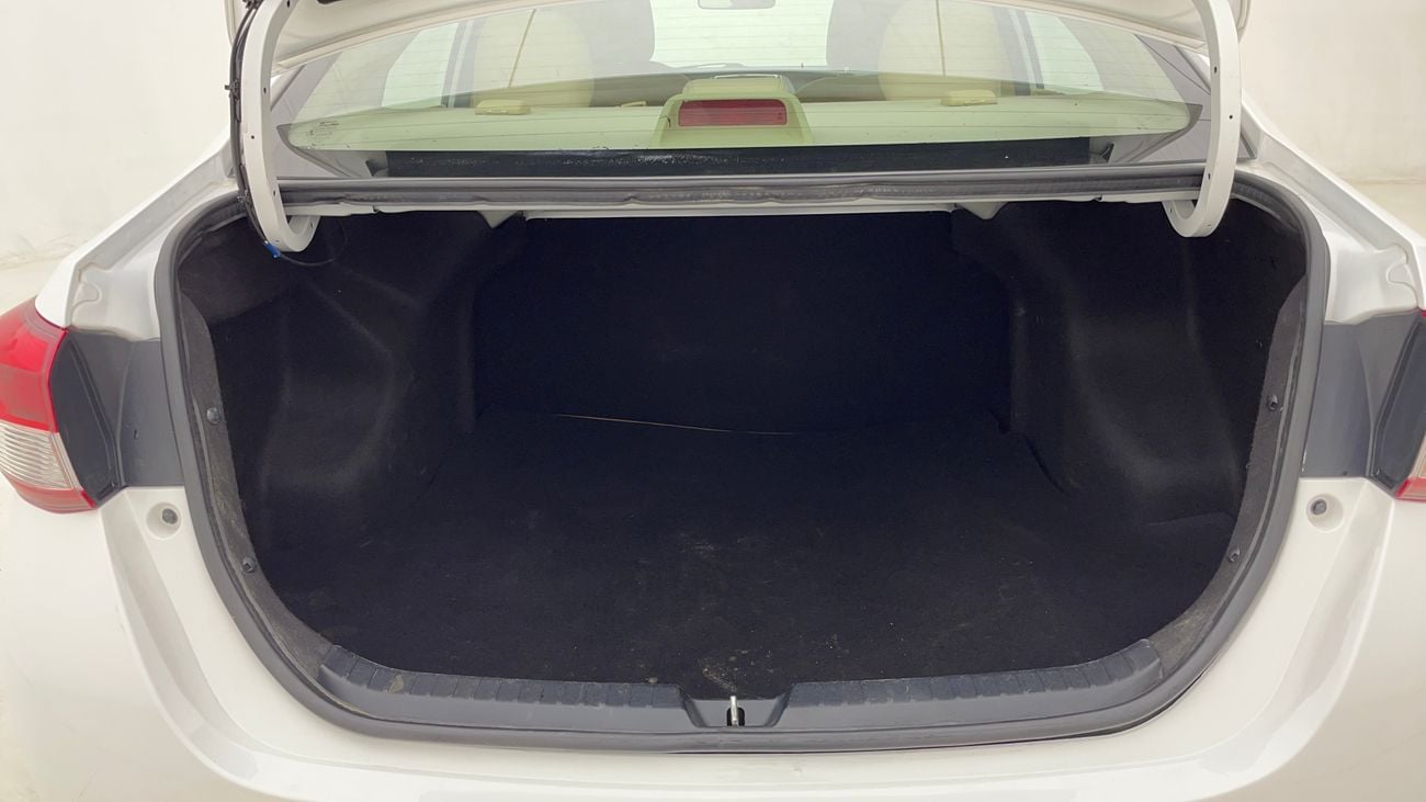 تويوتا يارس SE 1.5 | بدون دفعة مقدمة | اختبار القيادة في المنزل