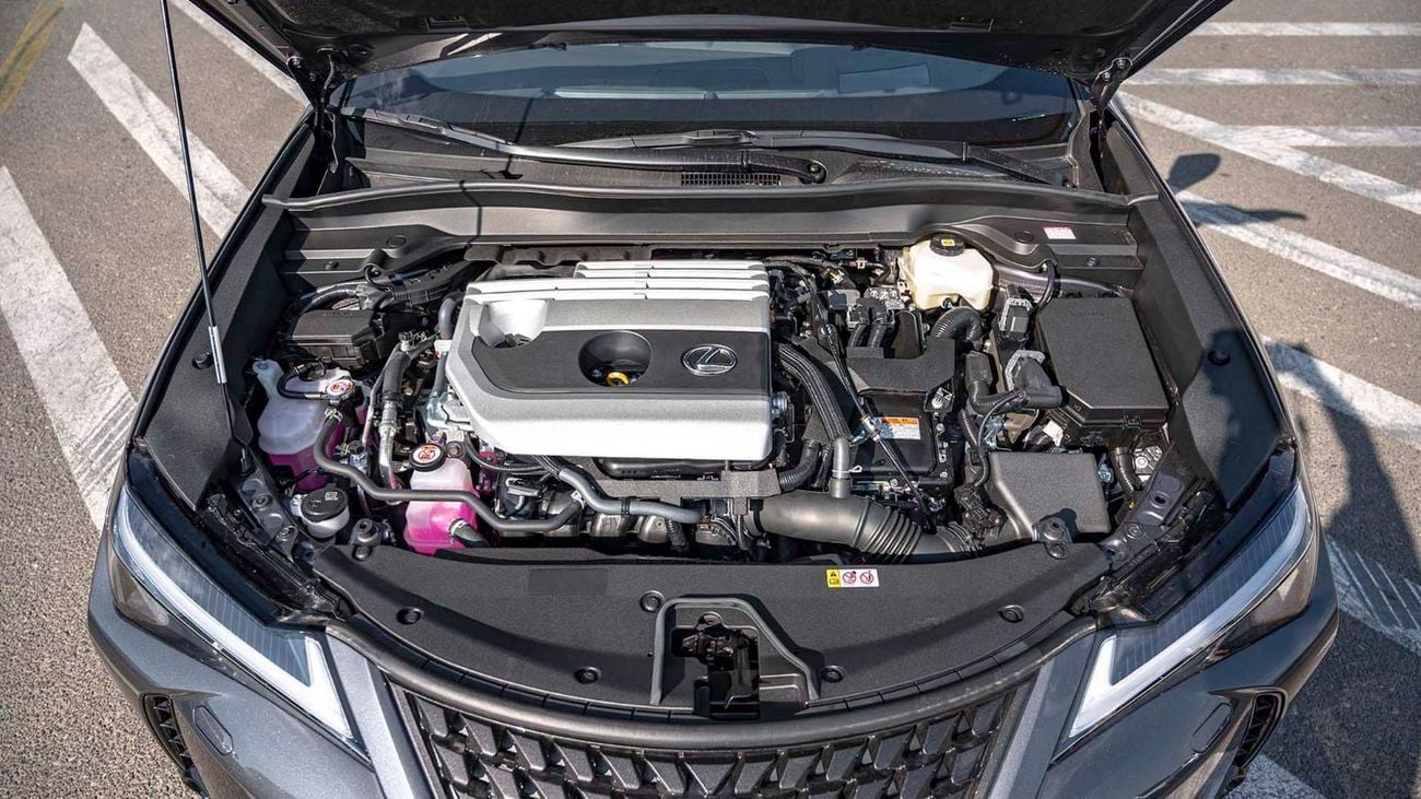 Lexus UX250h STD (NON GCC)LEXUS UX250H | 2-YEAR WARRANTY + SERVICE AVAILABLE | IN-HOUSE FINANCING | 0% DOWNPAYMEN