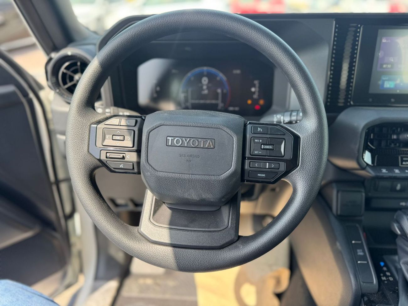 Toyota Prado TOYOTA PRADO 2024 2.8L 2024 GCC BASIC DIESEL