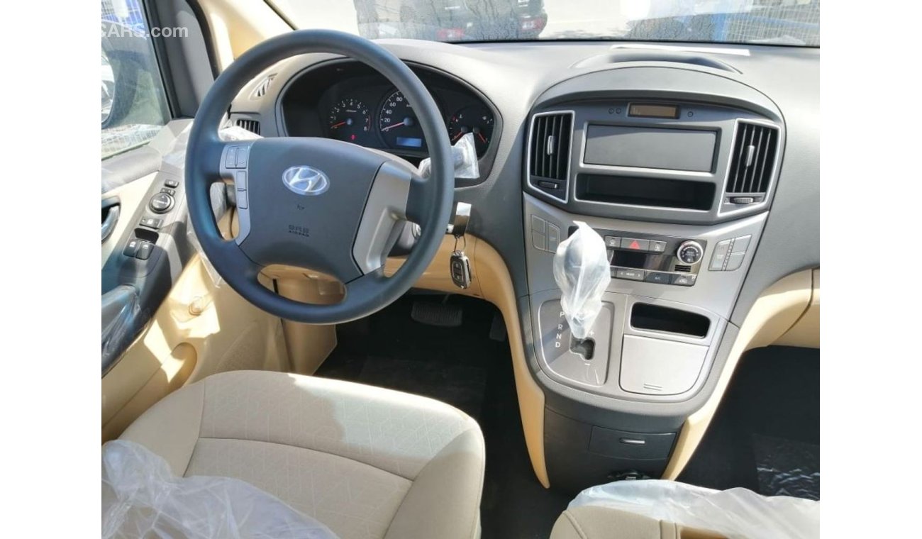 Hyundai H-1 diesel 12 seats