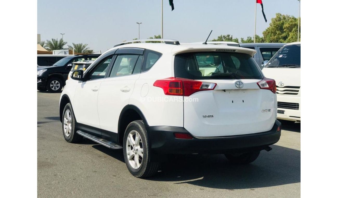 Toyota RAV4 Toyota Rav 4 Petrol Engine White Color Model 2013