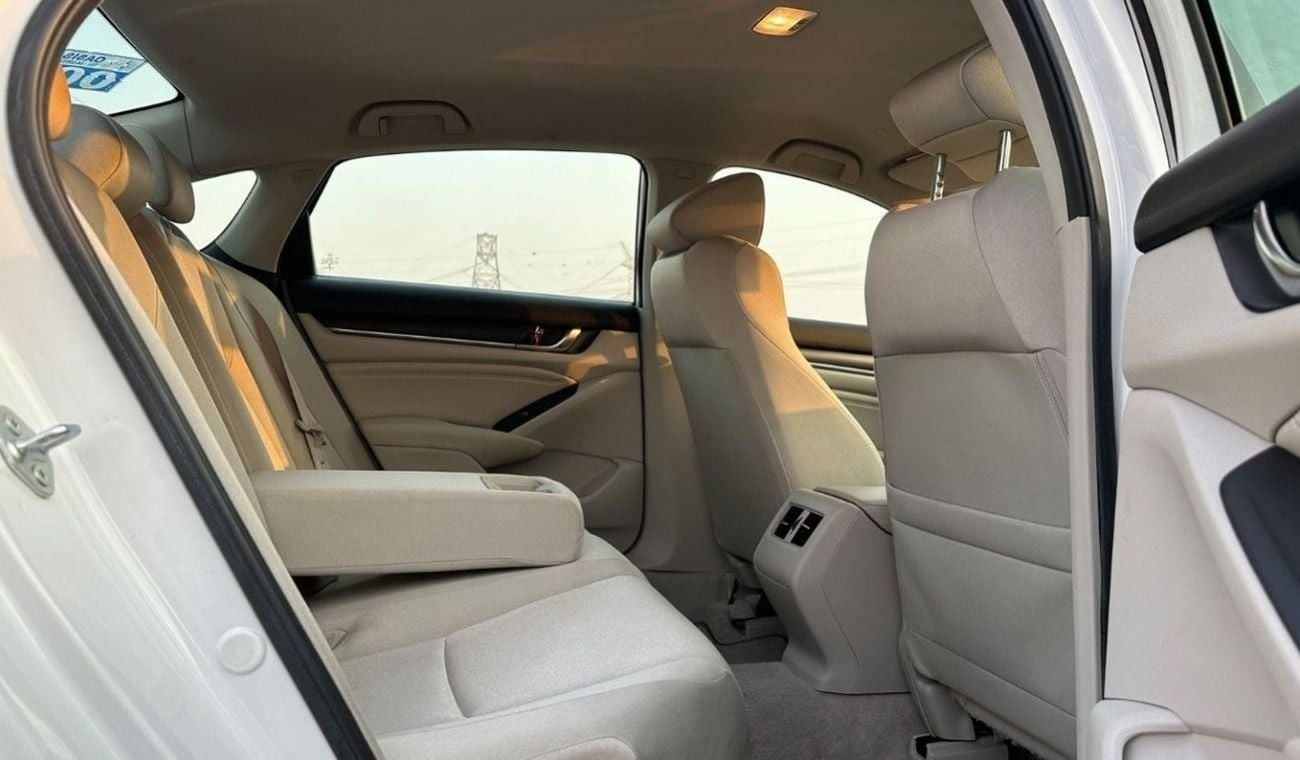 Honda Accord EX 1.5L 4 Cylinders Full Service History