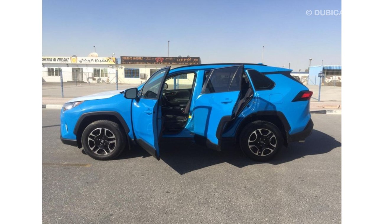 Toyota RAV4 TOYOTA RAV4 LE 2019