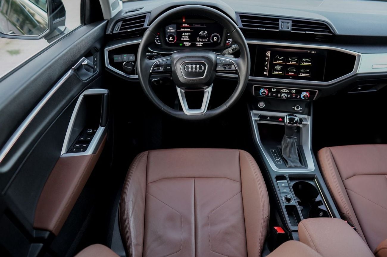 Audi Q3 35 TFSI ADVANCED Audi Q3 35 TFSI 2020 GCC for 1,249.00 AED monthly