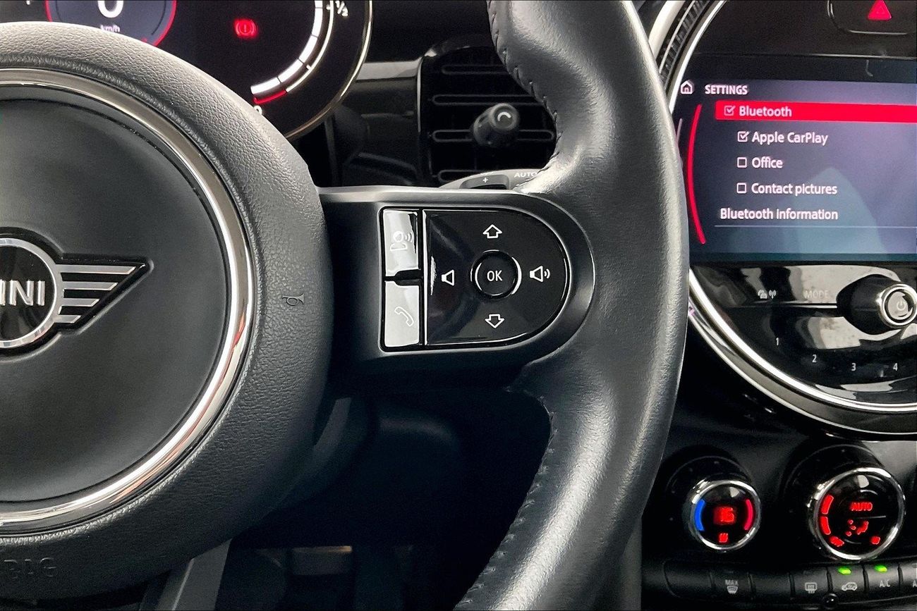 تويوتا كورولا كروس GLI | ضمان مجاني لمدة عام | 0 دفعة أولى