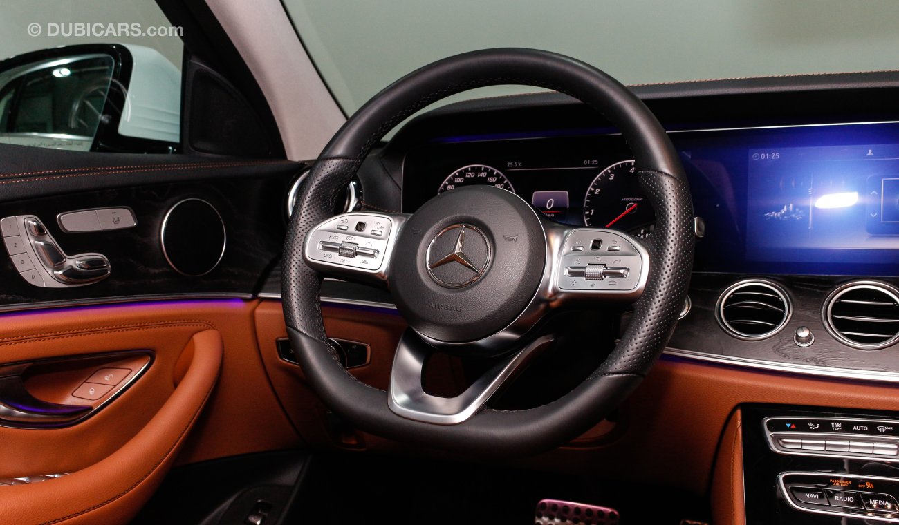 Mercedes-Benz E300 SALOON VSB 27385
