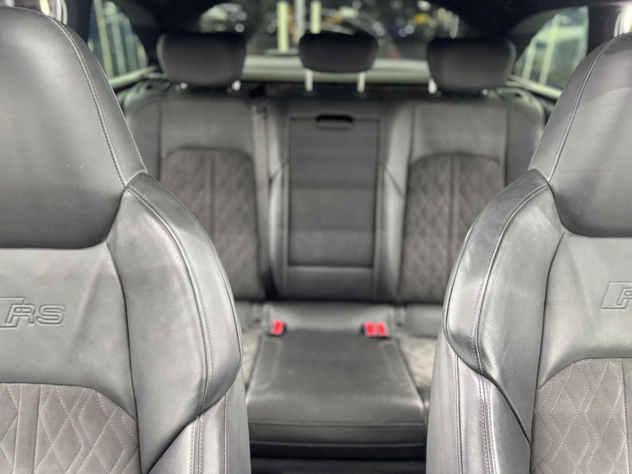 أودي RS6 quattro 4.0L 2021 Audi RS6 Quattro Sportback, Warranty, Carbon Fiber Package, Full Options, 591HP