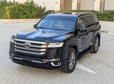 Toyota Land Cruiser GXR Toyota landcruise 2021Model Facelifted 2025 4.0L v6 GXR petrol Engine Colour Black push start Transm