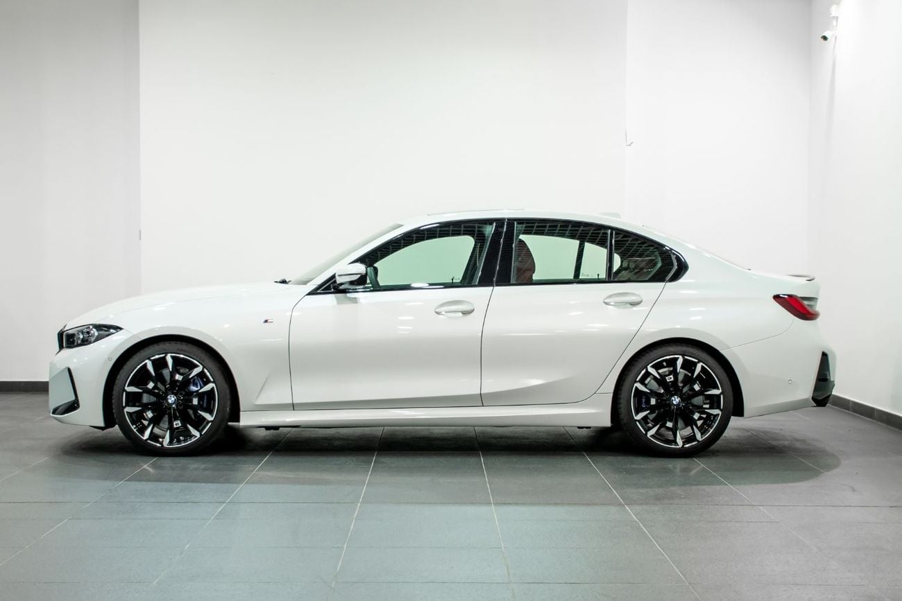 BMW 330i LUXURY M SPORT