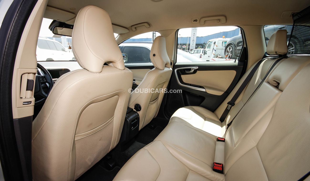Volvo XC60 T5