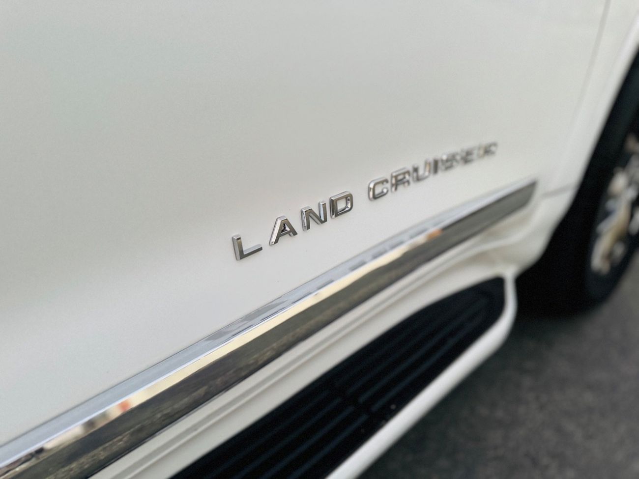 تويوتا لاند كروزر VXR GXR
