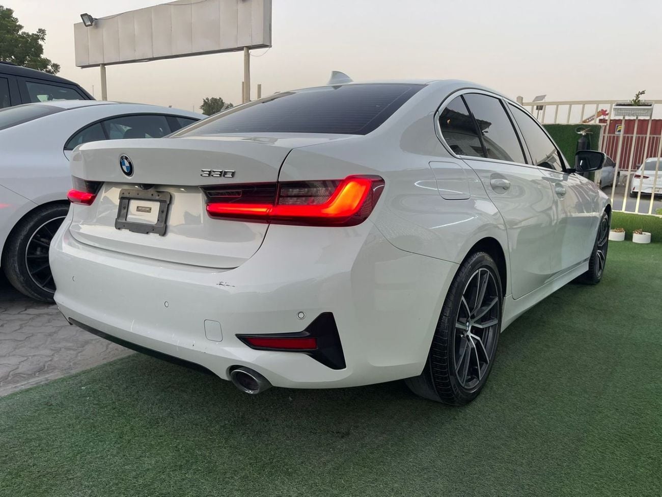 BMW 330i M SPORT