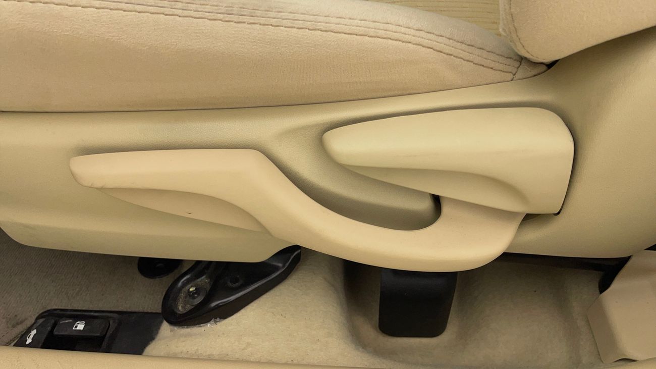 تويوتا يارس SE 1.5 | بدون دفعة مقدمة | اختبار القيادة في المنزل