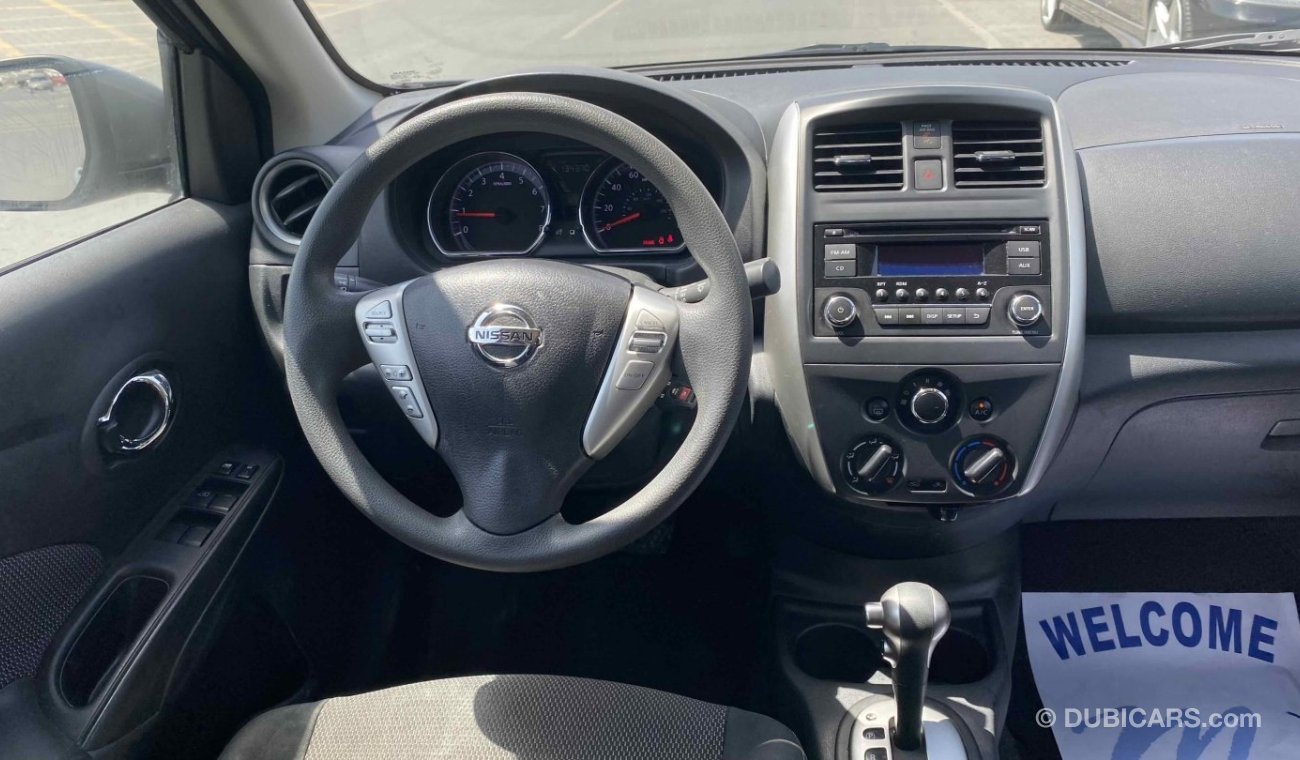 Nissan Versa S 1.6L. V4