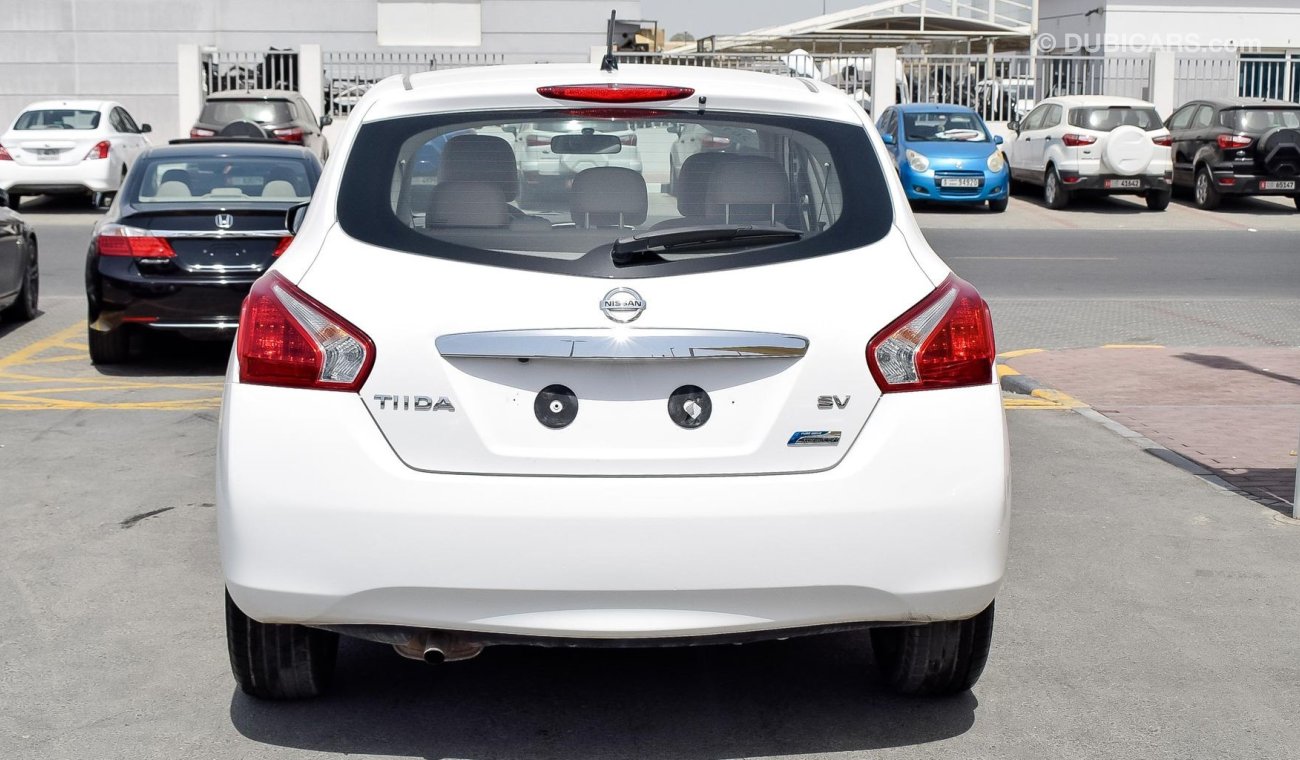 Nissan Tiida NISSAN TIDA 2016 GCC NO ACCEDINTS VERY CLEN