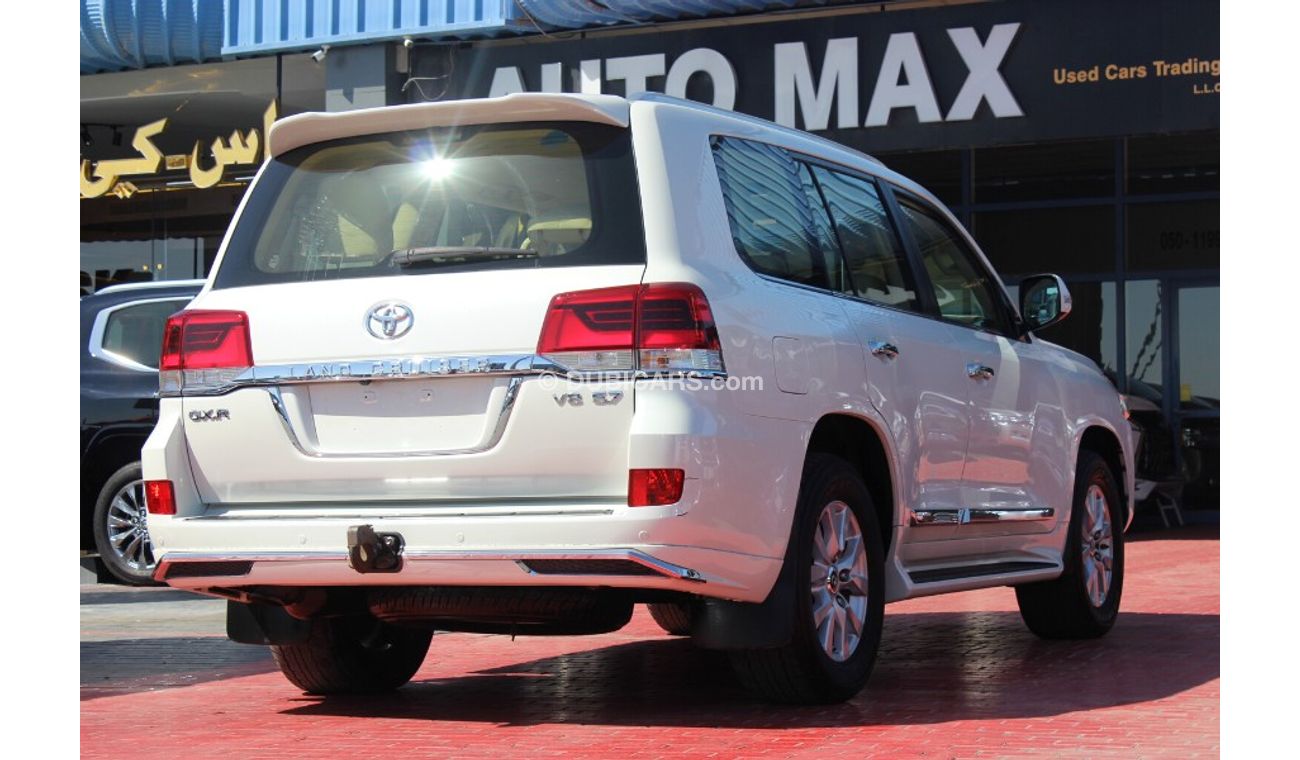 Toyota Land Cruiser (2017) GXR V8 5.7, GCC