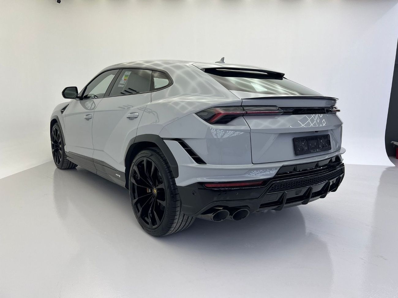 لامبورغيني اوروس S 4.0T V8