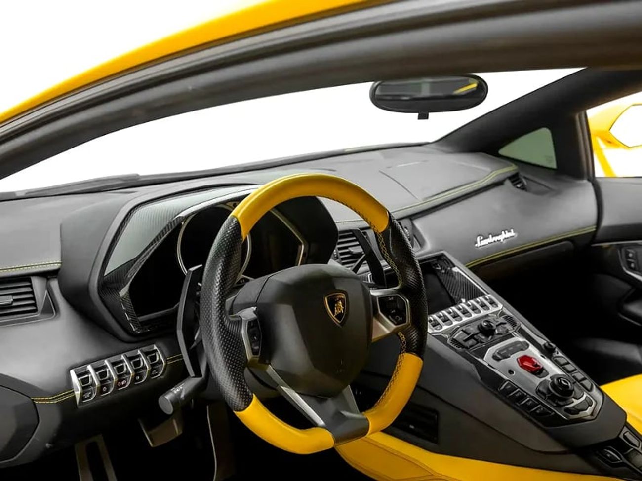 Lamborghini Aventador LP 700-4