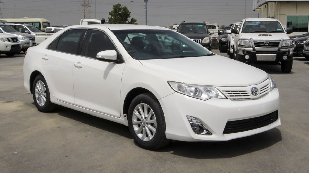 Toyota Camry Right Hand Drive Petrol 2.5L C020 for sale: AED 33,000