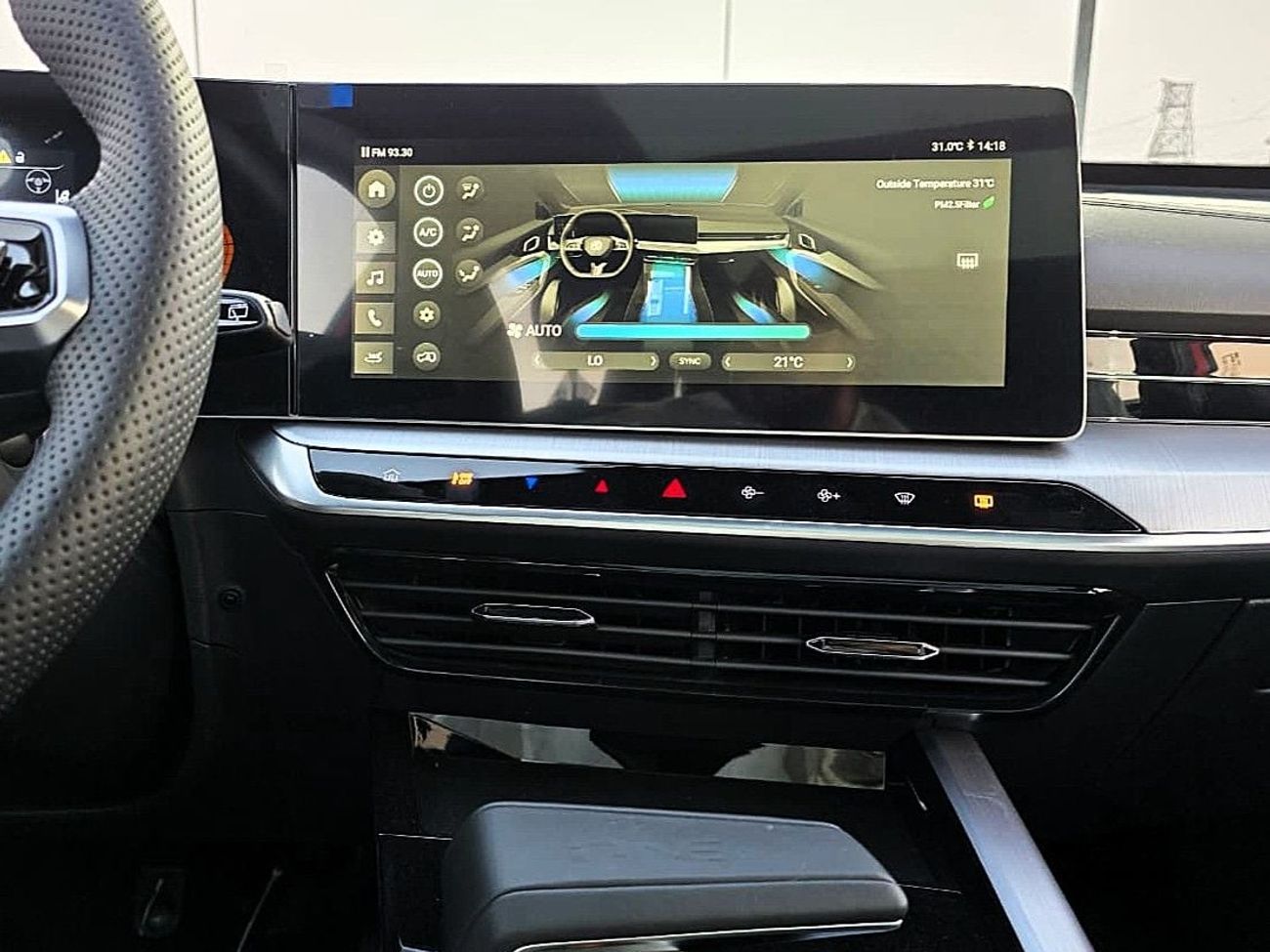 MG One MG One 1.5 LUX SUV FWD 5Doors Red Color 2024