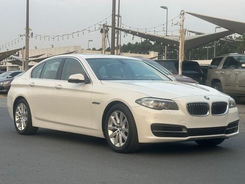 بي أم دبليو 520i EXCLUSIVE