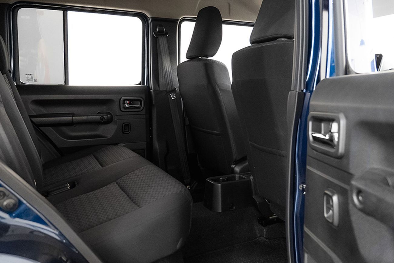 Suzuki Jimny 1.5L GLX (A/T)