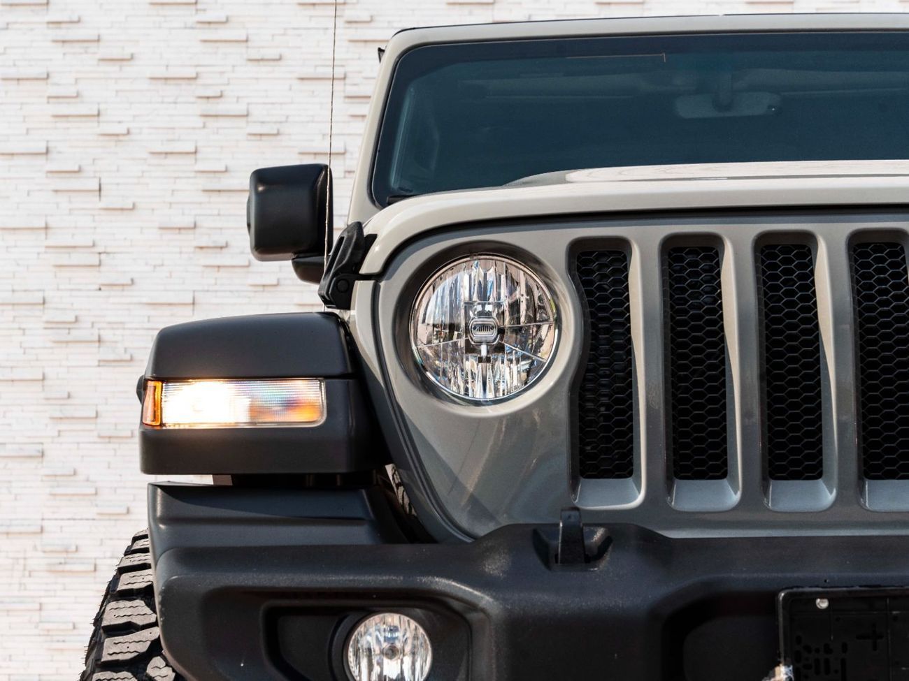 Jeep Wrangler Sport 3.6L A/T (5 Seater)